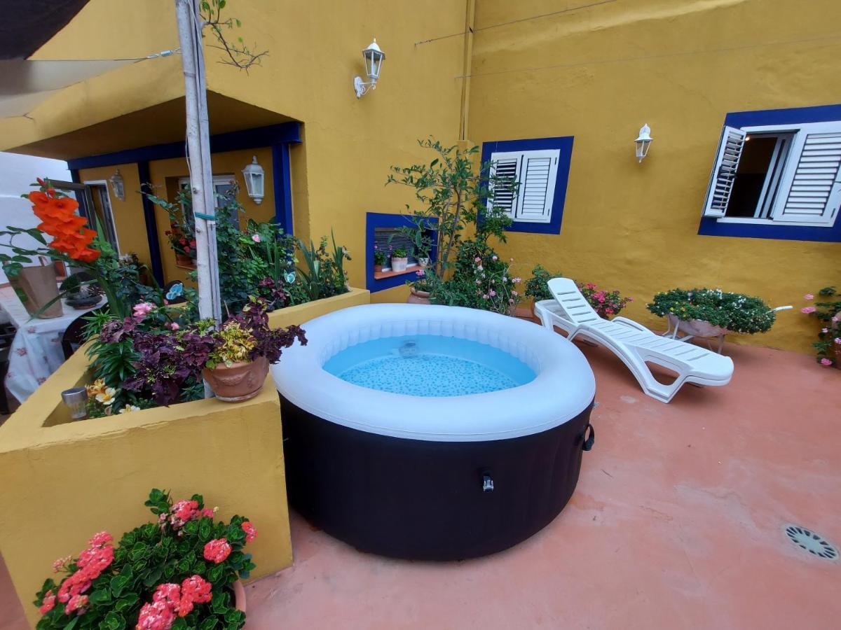 Casa Maestro Lelo - Acogedora Casa Rural Canaria Con Patios Y Jardines De Flores Лас-Пальмас-де-Гран-Канария Экстерьер фото